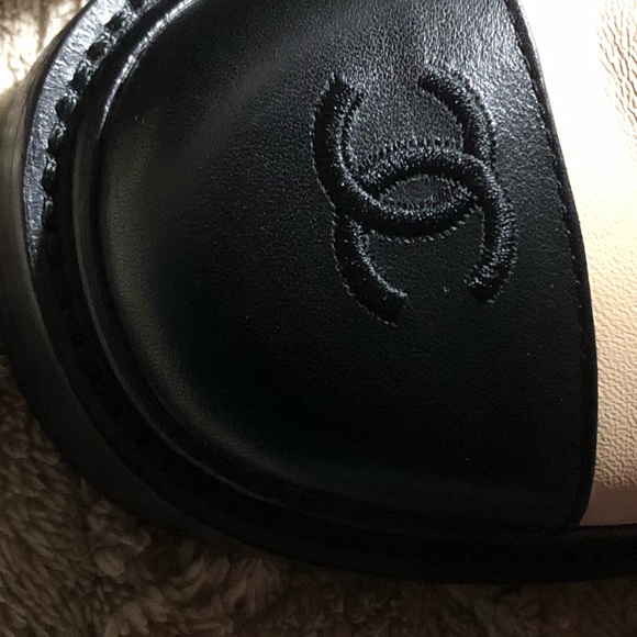 Chanel Beige and Black Lace-Up Moto Boots size 40 euro size approx size 10 Rare - Picture 6 of 17